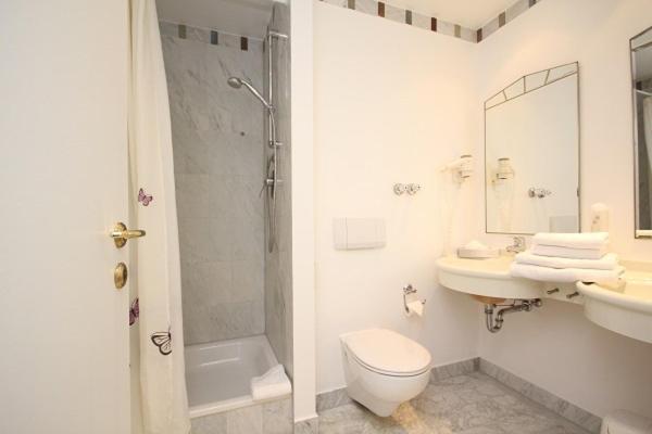 Meeressterne Hotel Residenz In Heringsdorf Экстерьер фото